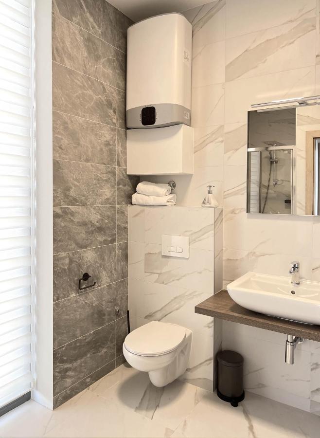 Sea Sun Apartments มาสลีนิตซา ภายนอก รูปภาพ